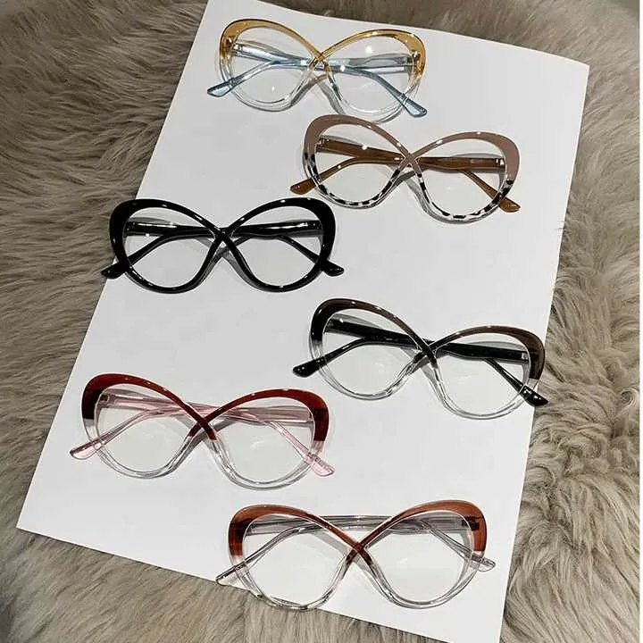 نظارات قراءة نسائية عتيقة vintage women's reading glasses