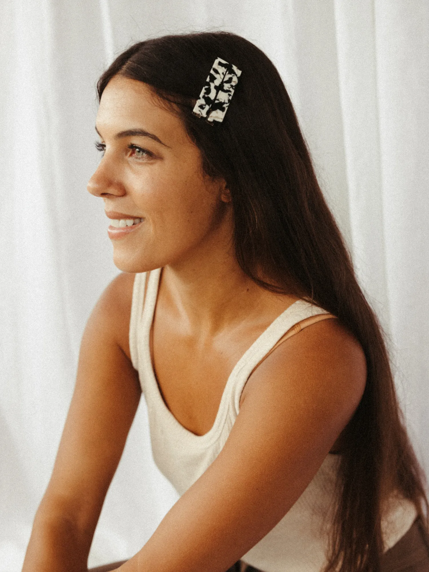 NAT   NOOR - Flora Hair Clips, Assorted: Black   White