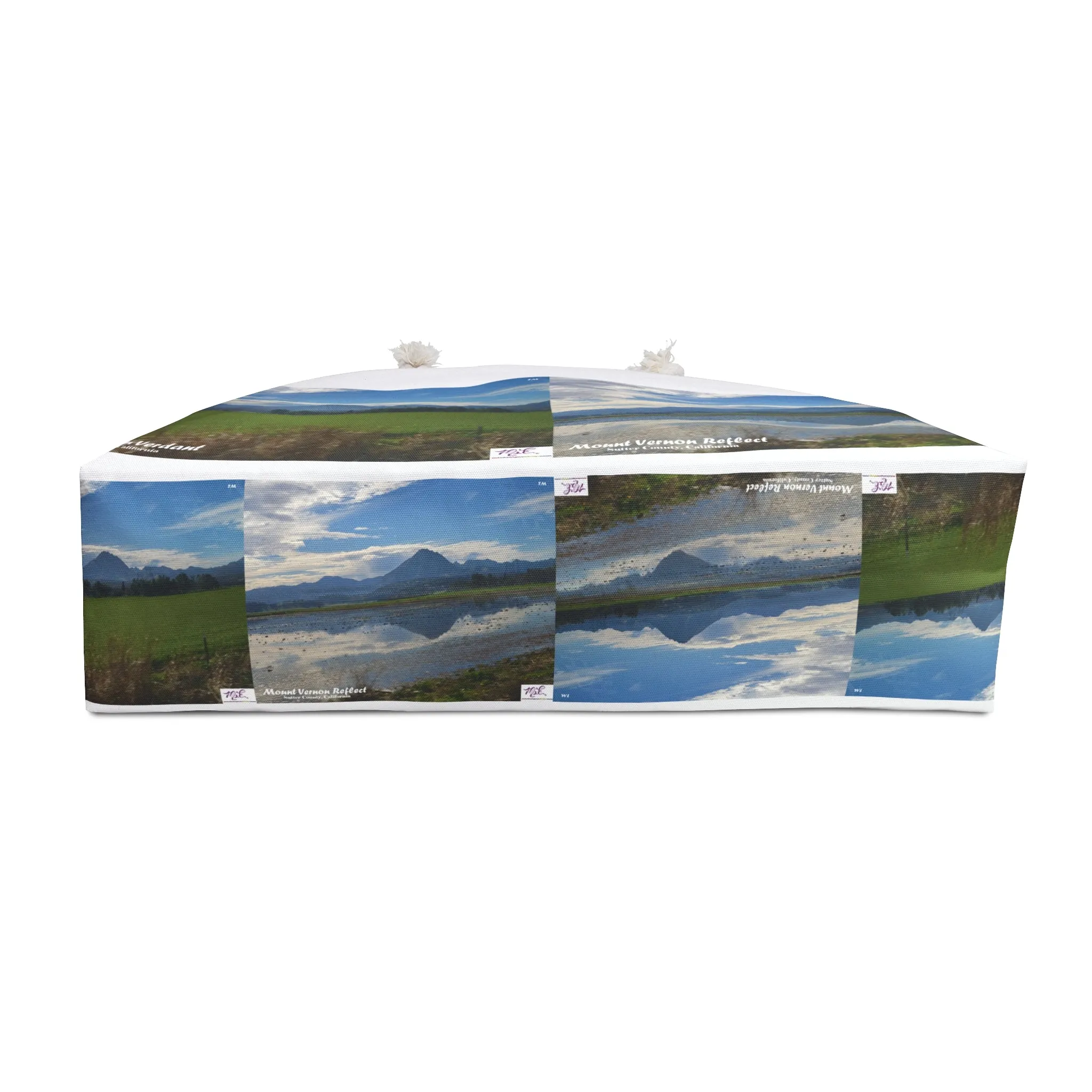 Weekender Bag:  "Mount Vernon Verdant - Mount Vernon Reflect(tm)"