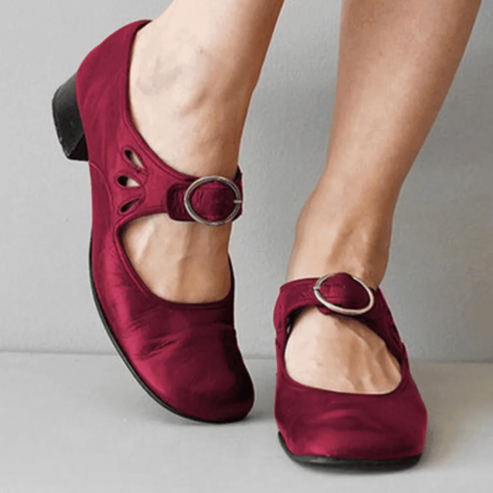 Women's Leather Buckle Sandals: Summer Style